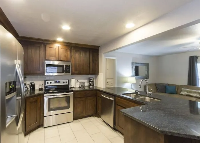 Pet Friendly 3br With Pool Table Near Expo Square And Philbrook * Tulsa