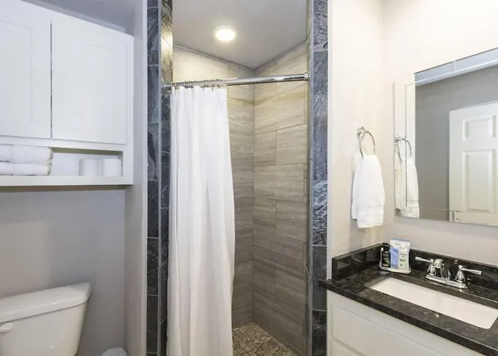 Holiday home Pet Friendly 3br With Pool Table Near Expo Square And Philbrook