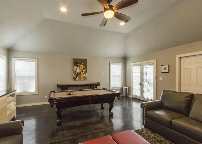 Pet Friendly 3br With Pool Table Near Expo Square And Philbrook *